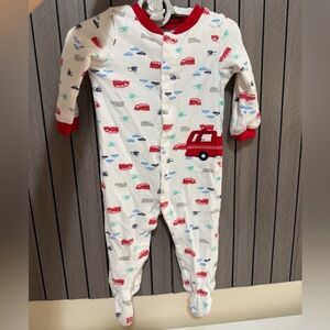 ❤️ BUNDLE 4/$20 Carter's White Footie with Red and Blue Car Print